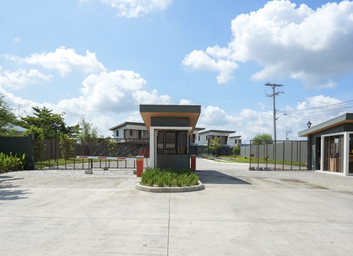 Ajoya Cabanatuan Cabanatuan City Nueva Ecija Philippines Gated Main Entrance