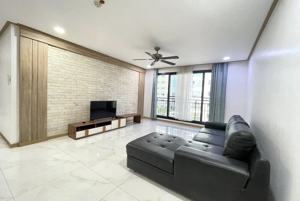 Besco Residences Clark Freeport Zone Pampang a Phillipines Living Room
