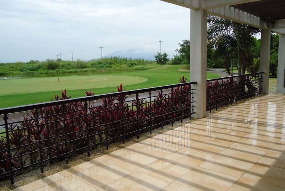 Beverly Place Mexico Pampanga Clubhouse