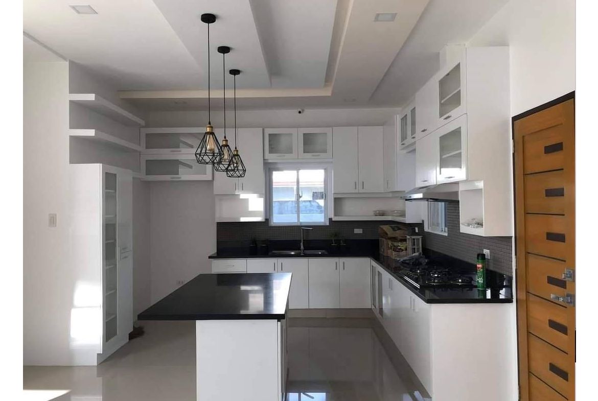 Claremont Filinvest Santa Maria Street Mabalacat Pampanga Kitchen