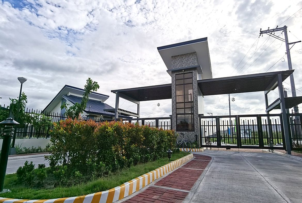 Highview Residences Minalin Pampanga Gated Entrance