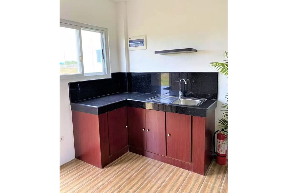 Tiera Rica Malpitic Kitchen