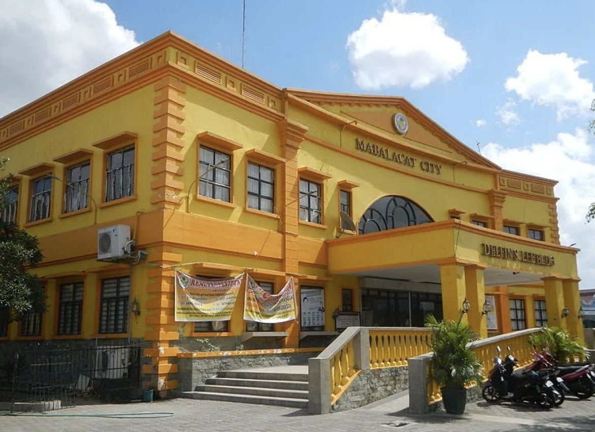Xevera Townhouse Mabalacat Pampanga City Hall