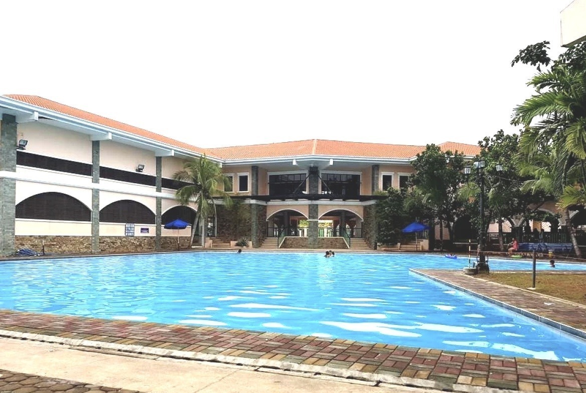 Xevera Townhouse Bacolor Pampanga Swimming Pool