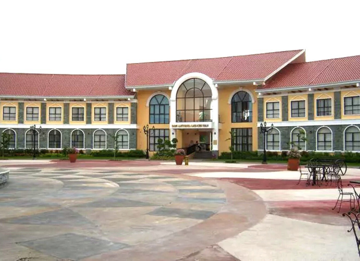 Xevera Townhouse Bacolor Pampanga School