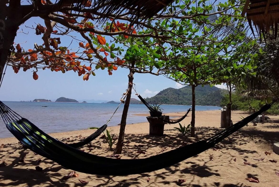 Coron Cheey Palawan Beach Front Hammock Area